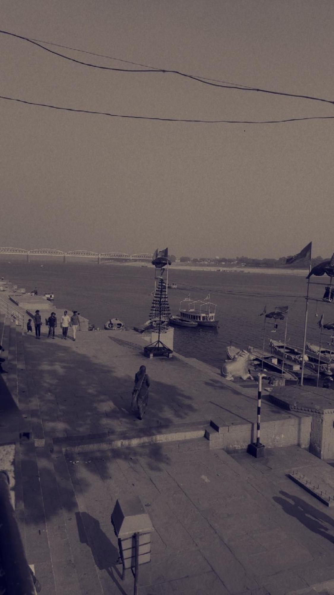Tandon Lodge On The Ganga Ghat Homestay พาราณสี ภายนอก รูปภาพ